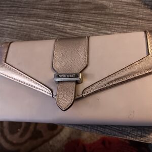 Nine West Women's Beige and Metallic Clutch